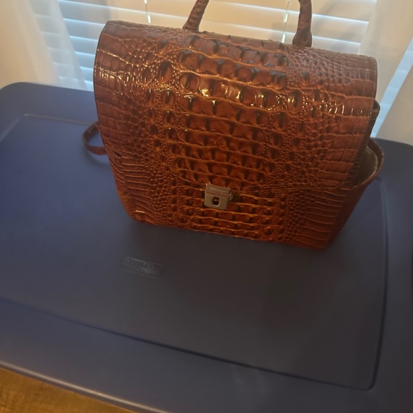 Handbag - Picture 3 of 3